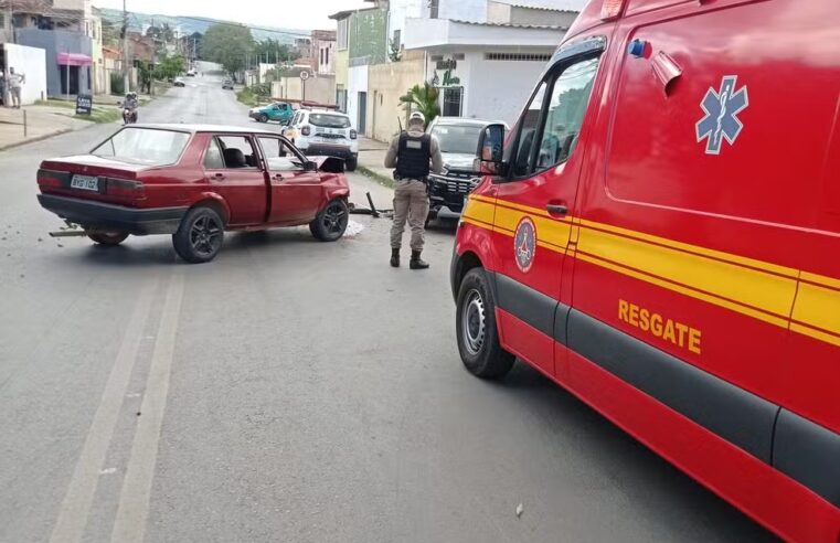 Motorista fica ferido em acidente entre dois carros em Montes Claros