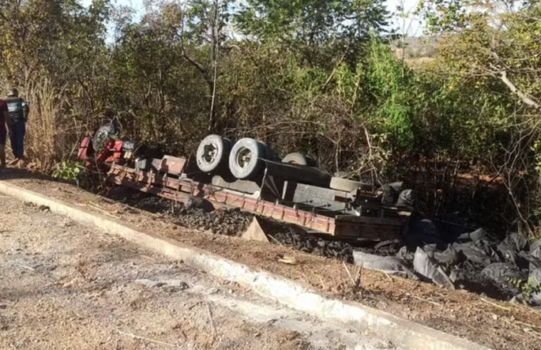 LASSANCE | Caminhoneiro morre em acidente na MGC-496