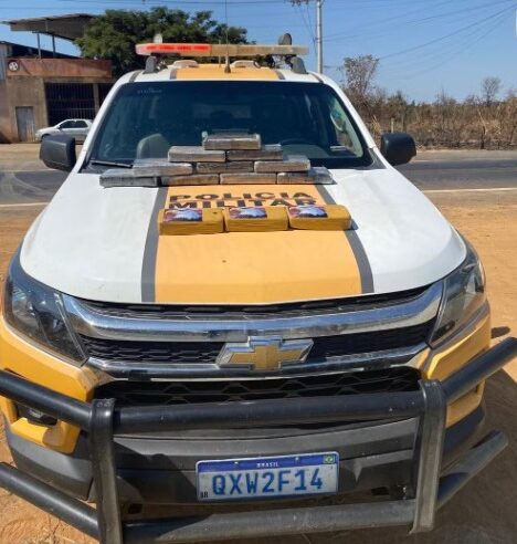 Polícia Militar rodoviária apreende 14 quilos de drogas em ônibus na BR-135, em Curvelo