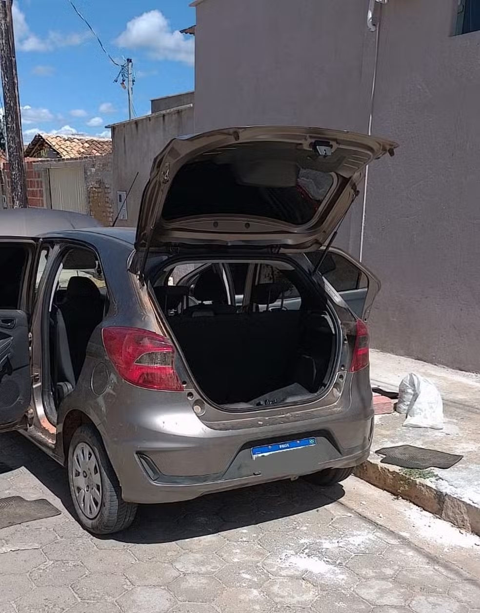 Egresso do sistema prisional é preso com carro clonado em Taiobeiras
