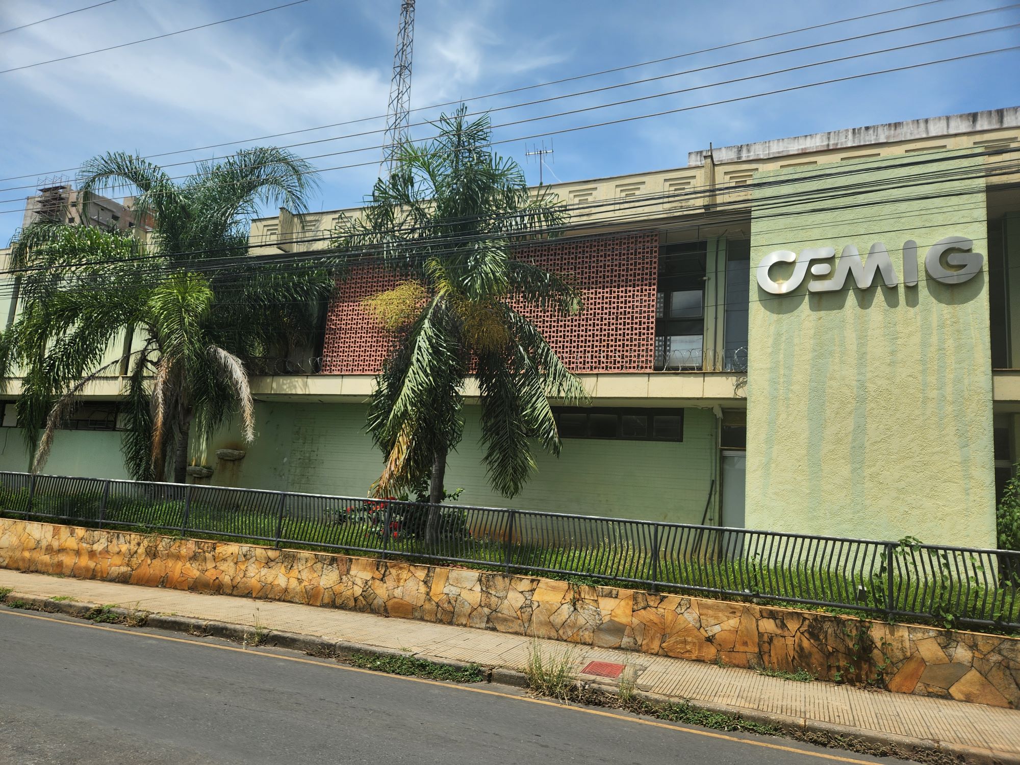 Cemig realiza leilão de imóveis localizados em Minas Gerais
