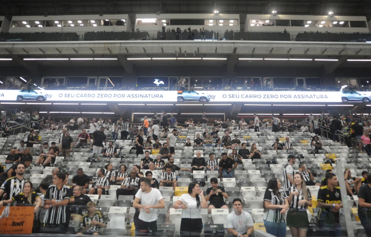 Atlético tem queda de público e vê receita com ingressos despencar em 2025