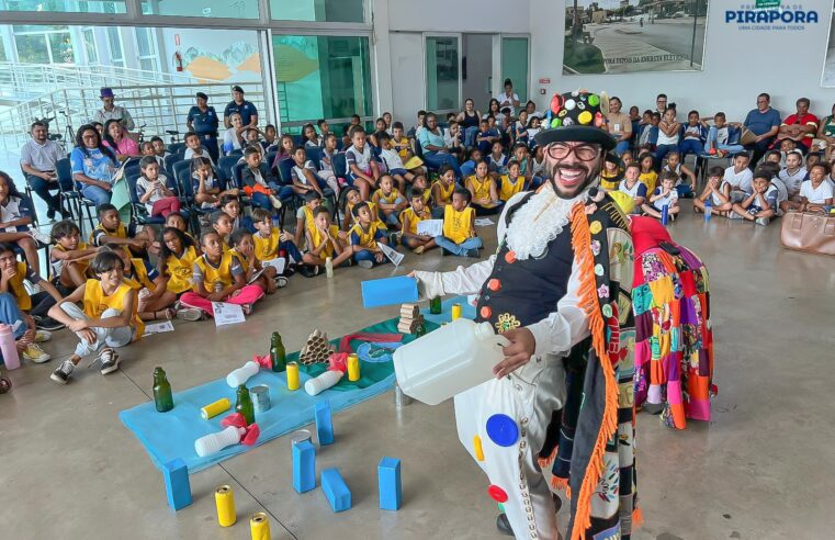 Alunos da Rede Municipal de Pirapora vivenciam Coleta Seletiva por meio de espetáculo teatral e ações de conscientização ambiental