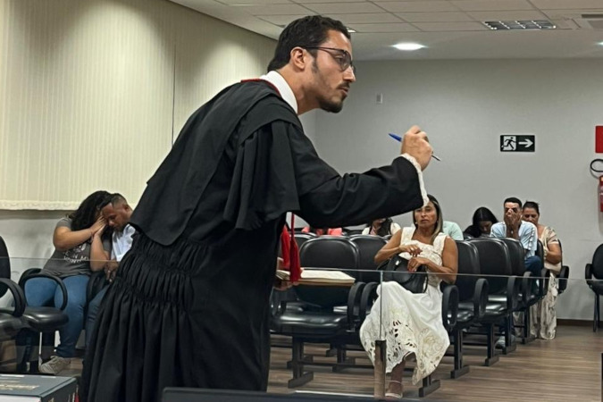 MPMG obtém condenação de homem por homicídio qualificado de amigo da ex-companheira