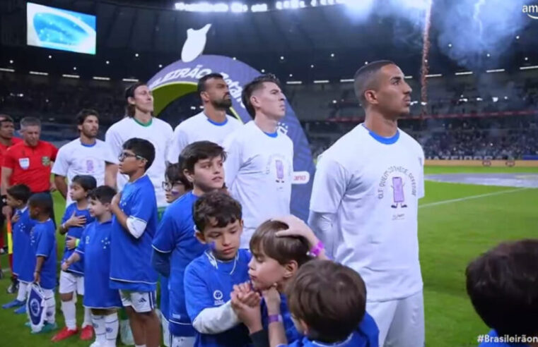 Cruzeiro: jogadores usam camisas com campanha em prol da CLT
