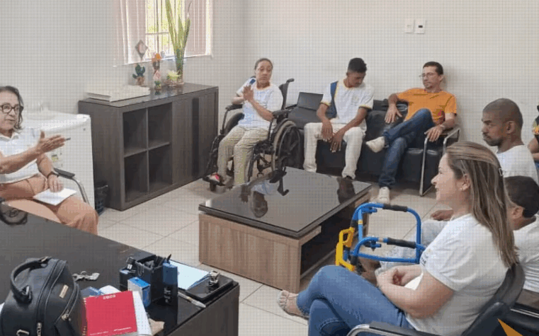APAE de Jaíba visita Prefeitura e reforça demandas durante Semana Nacional da Pessoa com Deficiência Intelectual e Múltipla