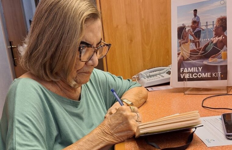 IDADE É APENAS UM NÚMERO | Glorinha Mameluque realiza sonho de aprovação em medicina aos 86 anos