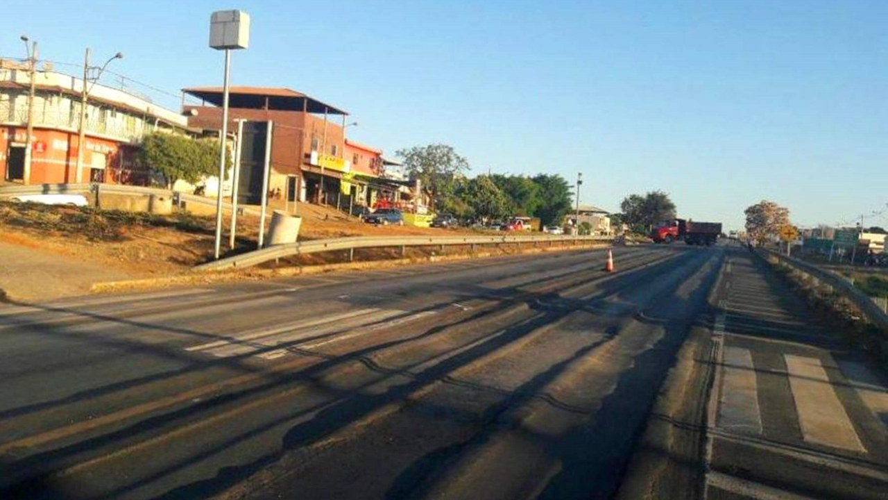 Concessionária realiza desvio de tráfego para recuperação de pavimento