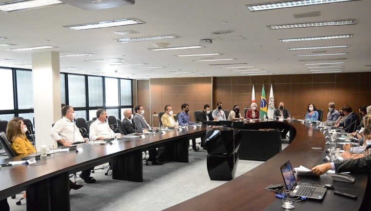 Governo de Minas recebe comitiva do agronegócio para ouvir demandas do setor