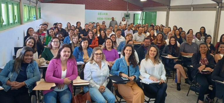 Educação promove capacitação de nutricionistas que atuam na rede de ensino estadual