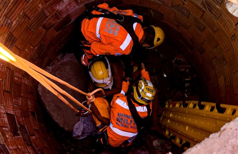 Idosa de 60 anos cai em fossa e fica ferida, em Januária