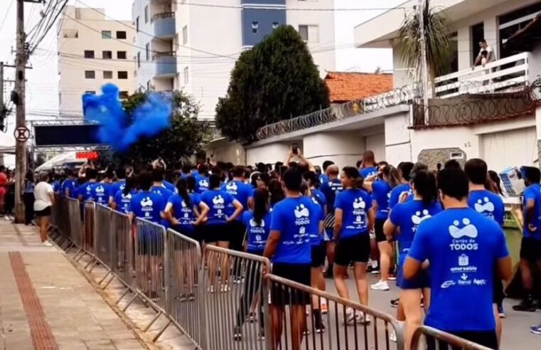 Corrida “Eles com Elas” reúne mais de 500 participantes na campanha Novembro Azul