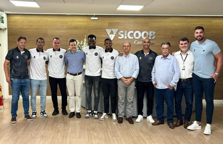Credinor recebe equipe técnica e jogadores do North Esporte Clube