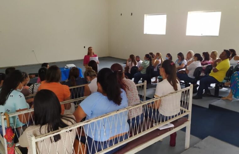 SRS faz oficina e visita salas de vacina em Mirabela