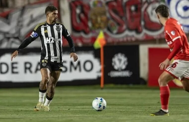 Cuca destaca versatilidade de revelação da base