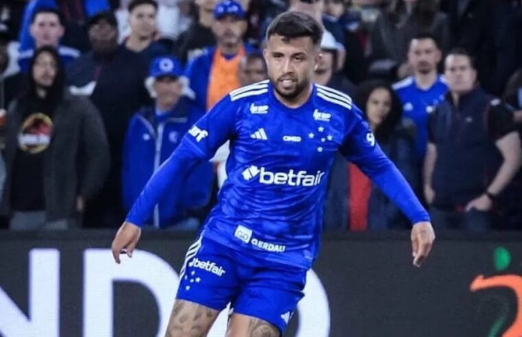 Titular do Cruzeiro sofre lesão na Sul-Americana e passará por cirurgia