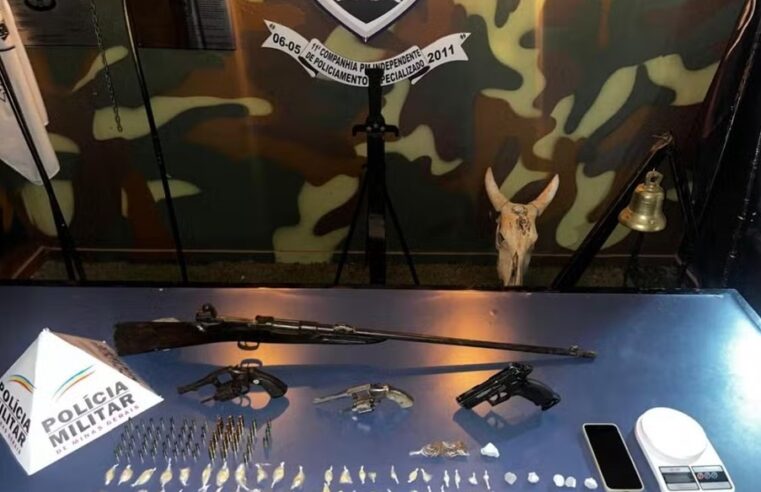 Polícia prende três homens e apreende fuzil, durante operação no Norte de Minas
