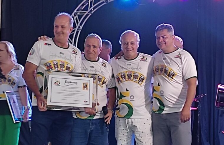 Encontro da imprensa é marcado pela despedida do organizador