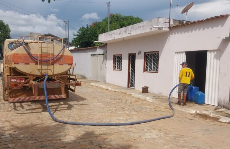 Governo começa a pagar o Cartão Pipa para socorrer vítimas da seca