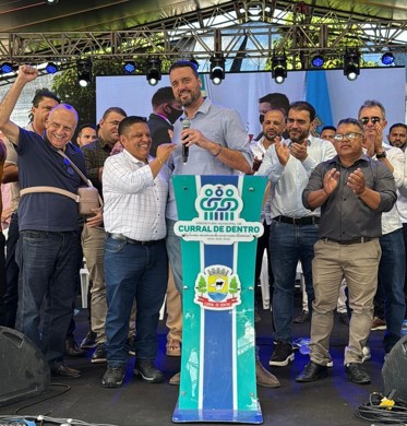 Curral de Dentro comemora ordem de início da pavimentação de trecho da LMG-626