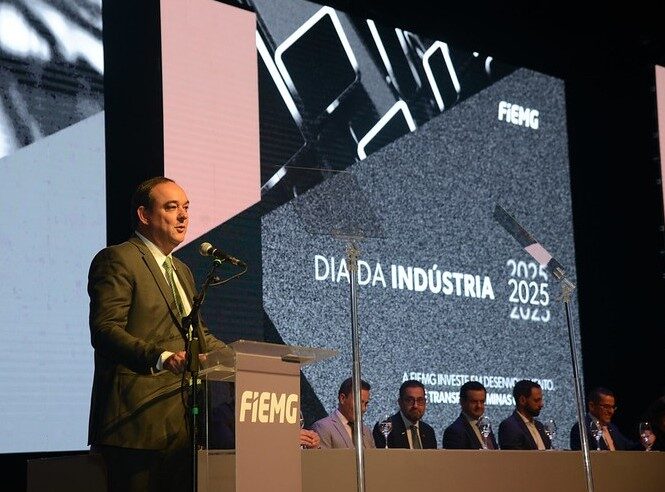 Em noite de homenagens e reconhecimento, FIEMG celebra Dia da Indústria 2025