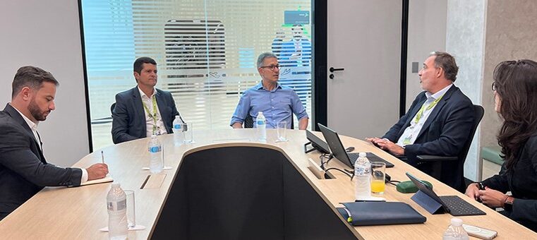 Governo de Minas discute perspectivas e conhece detalhes para as obras dos aeroportos de Montes Claros, Uberlândia e Uberaba