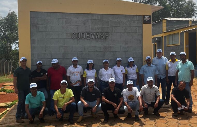 Participantes do programa Comunidade Empreendedora recebem certificados em Montes Claros