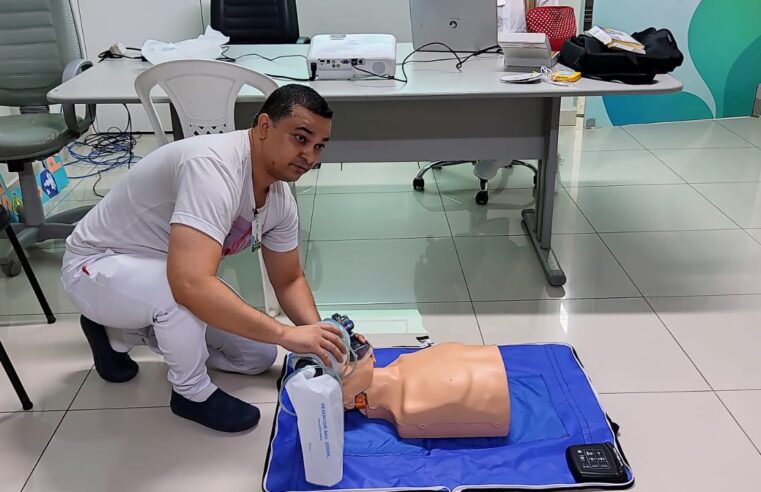 Hospital Dílson Godinho realiza treinamentos de PCR, Traqueostomia e Quimioterapia para melhorar assistência nas internações
