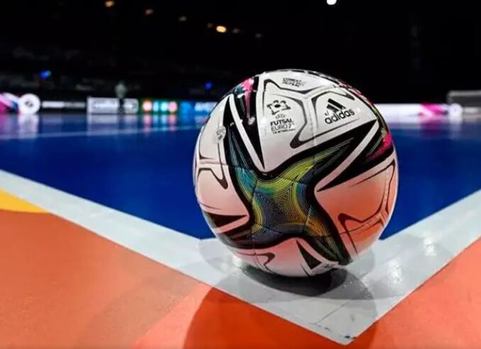 BATENDO UM BOLÃO | Finais da I Copa Montes Claros de Futsal terminam hoje