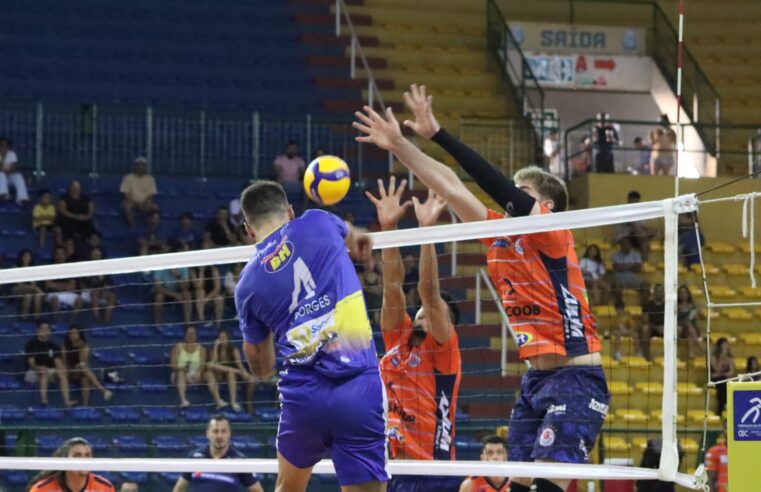 Com apoio da torcida, MOC Vôlei vence Monte Carmelo por 3 a O no Caldeirão