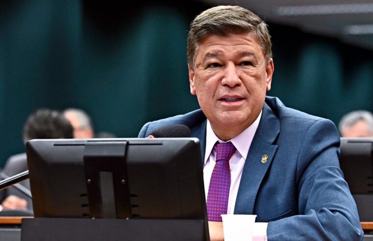 Projeto de Carlos Viana que endurece punição contra estelionato é aprovado