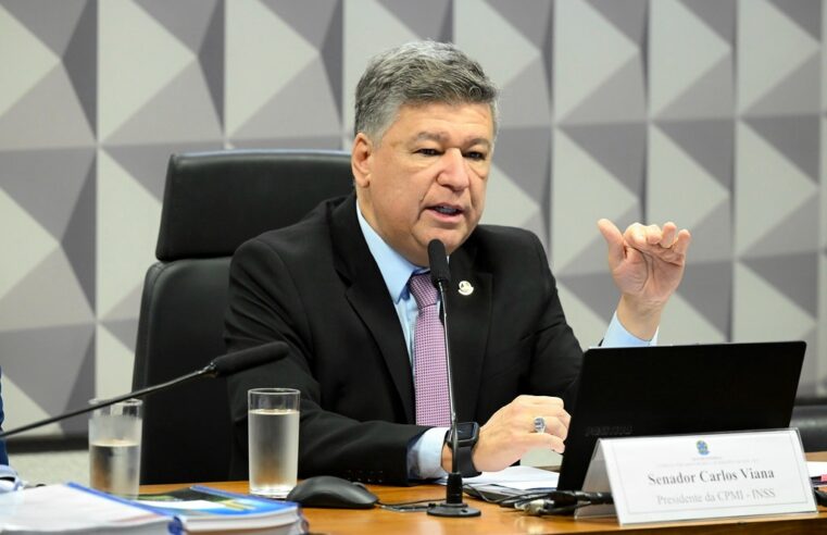 O Brasil está conhecendo a verdade sobre o que fizeram com o dinheiro dos aposentados, diz senador Carlos Viana