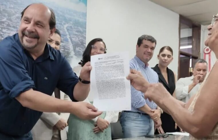 Montes Claros avança na regularização fundiária e garante dignidade a famílias com entrega de títulos