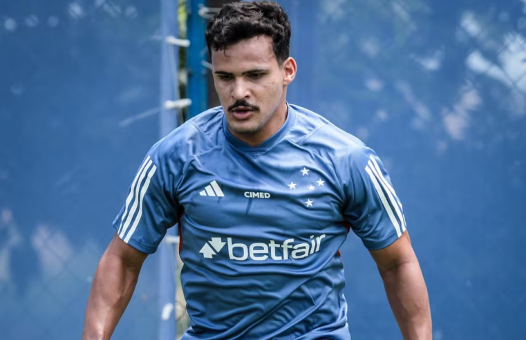 Kaiki inicia nova fase de recuperação no Cruzeiro após lesão na coxa direita