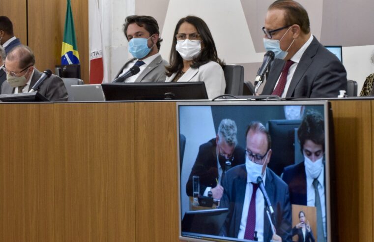 Gil Pereira ressalta avanços e cobra construção de subestações de energia solar