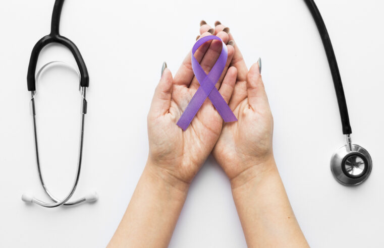 Fevereiro Roxo: conheça mais sobre o Alzheimer, fibromialgia e lúpus