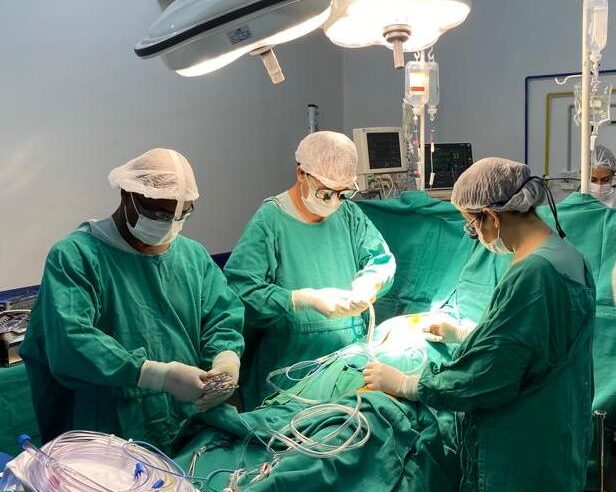 HAT realiza autotransfusão para cirurgia cardíaca de paciente com restrição religiosa